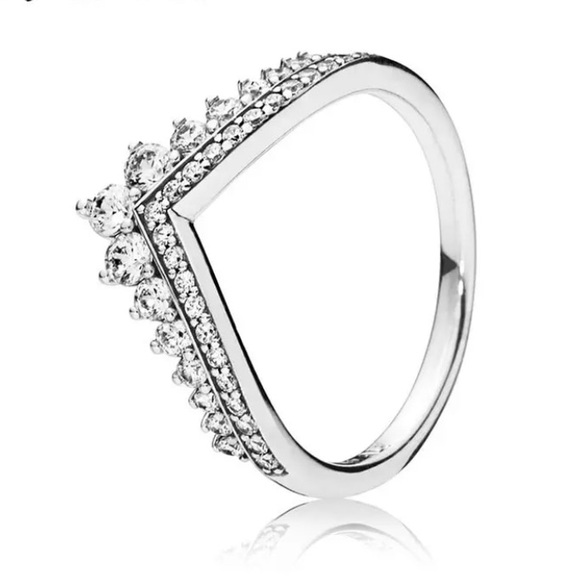 925 Sterling Silver CZ Ring - Picture 5 of 8
